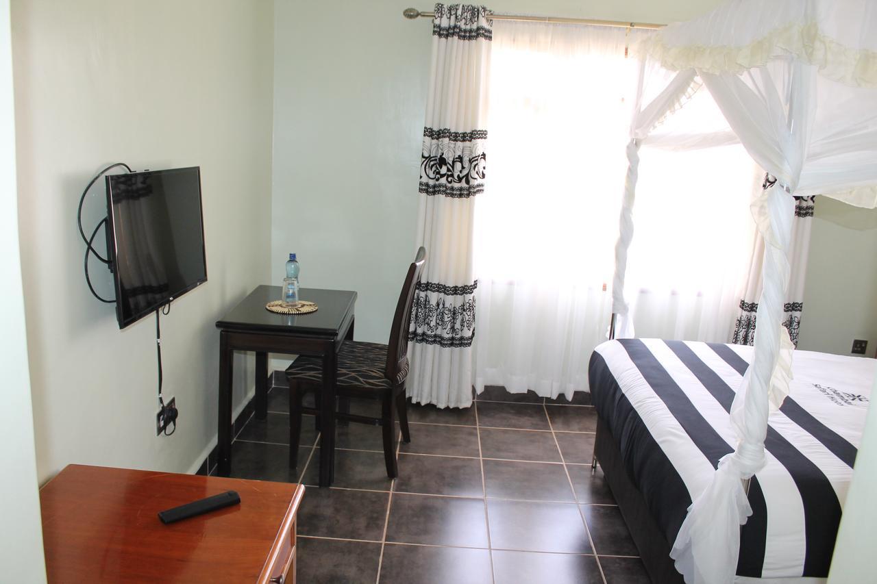 Chambai Hotel Naivasha Kültér fotó